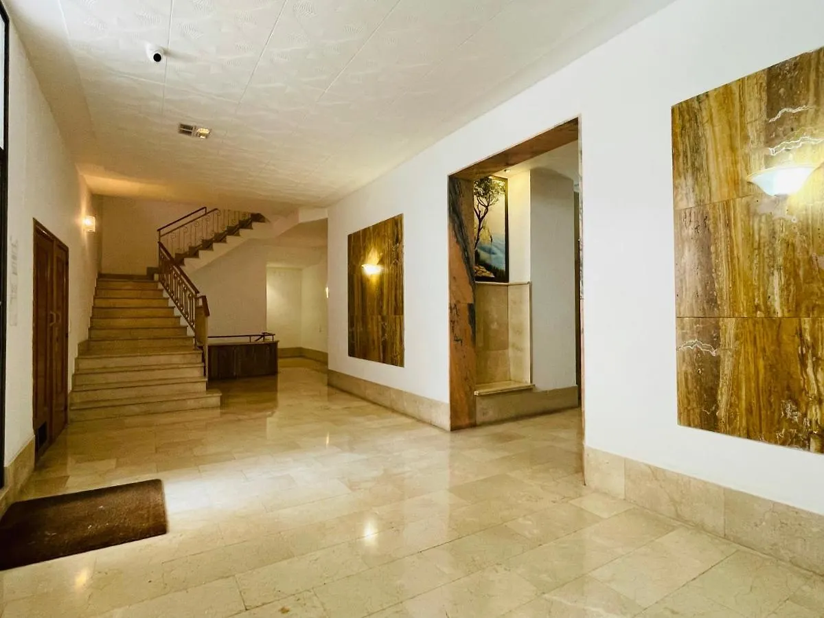 סאלו Estudio Familiar Con Piscina En Playa Levante ספרד