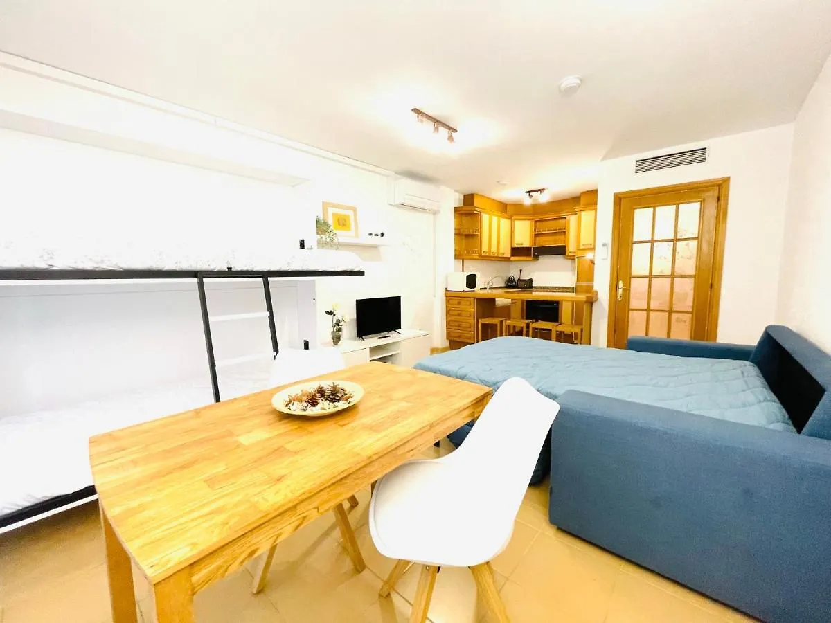 סאלו Estudio Familiar Con Piscina En Playa Levante 0*,