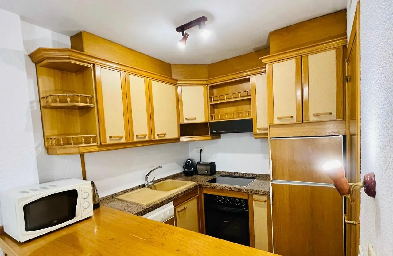 Estudio Familiar Con Piscina En Playa Levante Salou Spain
